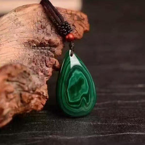 Pendentif «anti-douleur» en Malachite