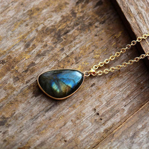 Pendentif larme en Labradorite naturelle