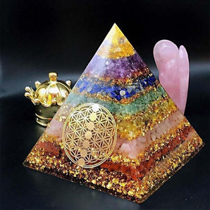 Pyramide d’Orgonite des 7 chakras